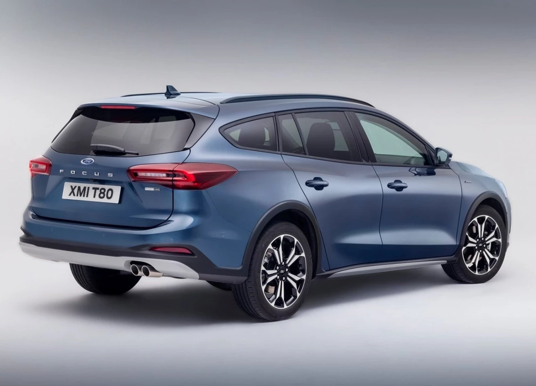 1694166-Ford-Focus-2024-03.jpg
