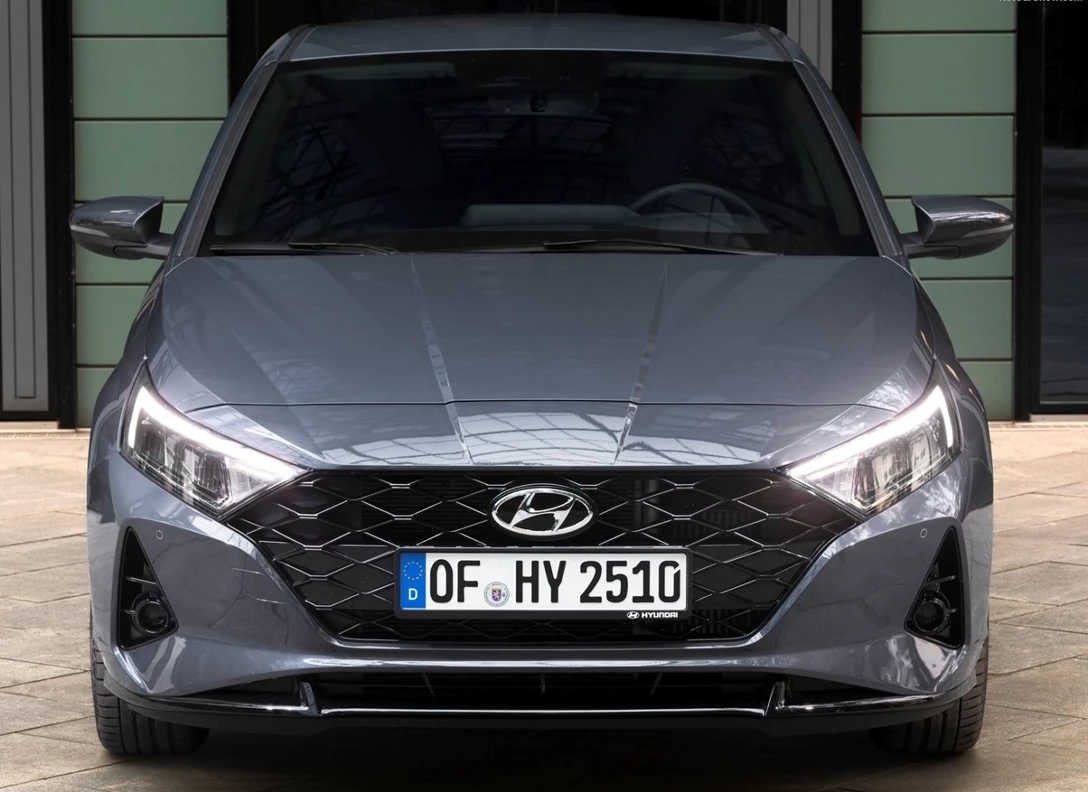 1673225-Hyundai-i20-2023-04.jpg