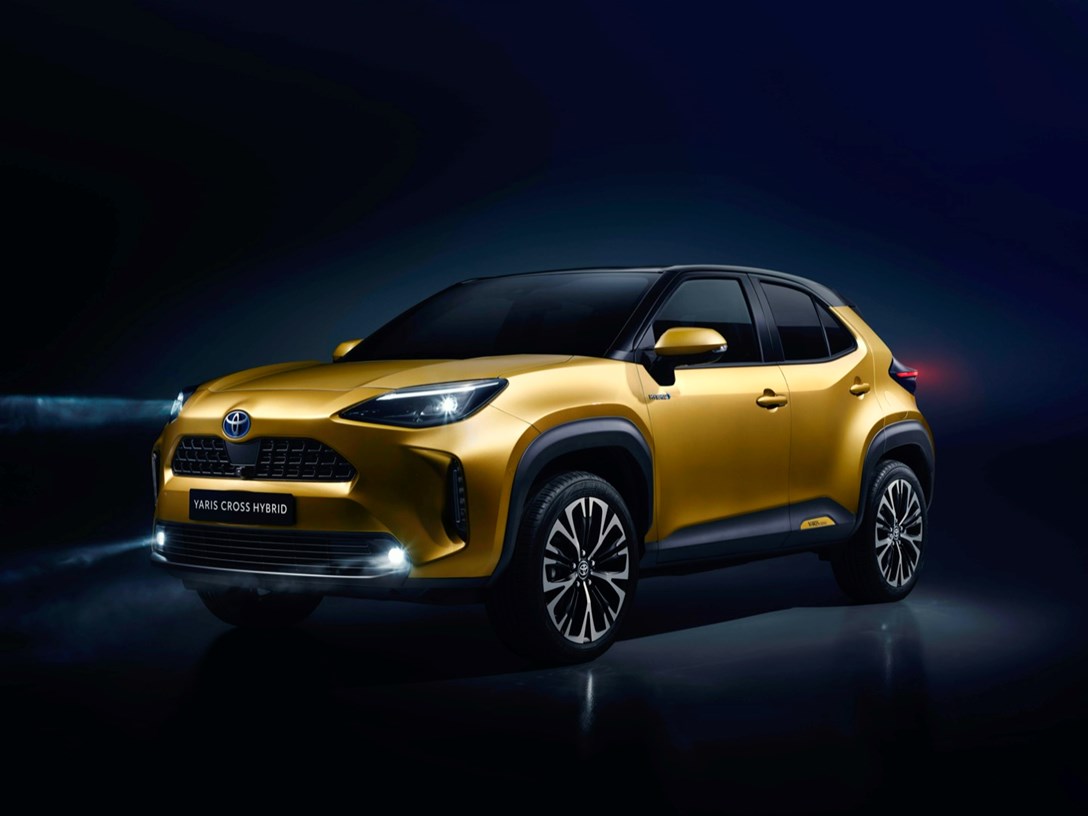 1632195-TOYOTA_NEW_YARIS_CROSS_FRONT LEFT.jpeg