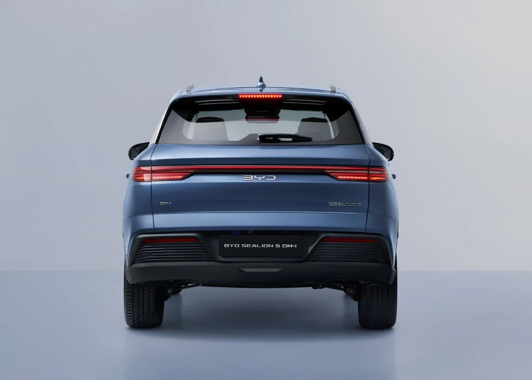 BYD-Sealion-5-06.jpg