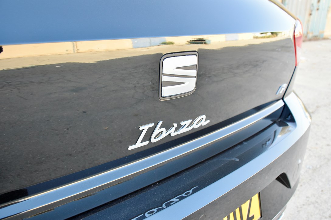 1654543-SEAT IBIZA FL - 2.jpeg