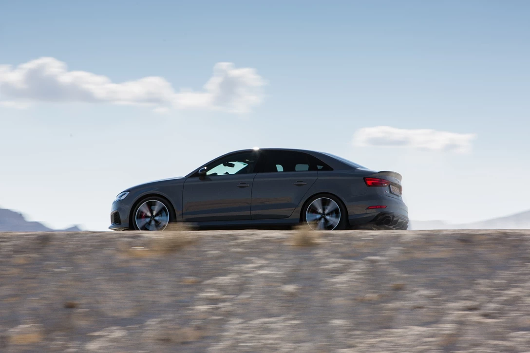 1593870-אודי RS3 מבחן דרכים (3).jpg