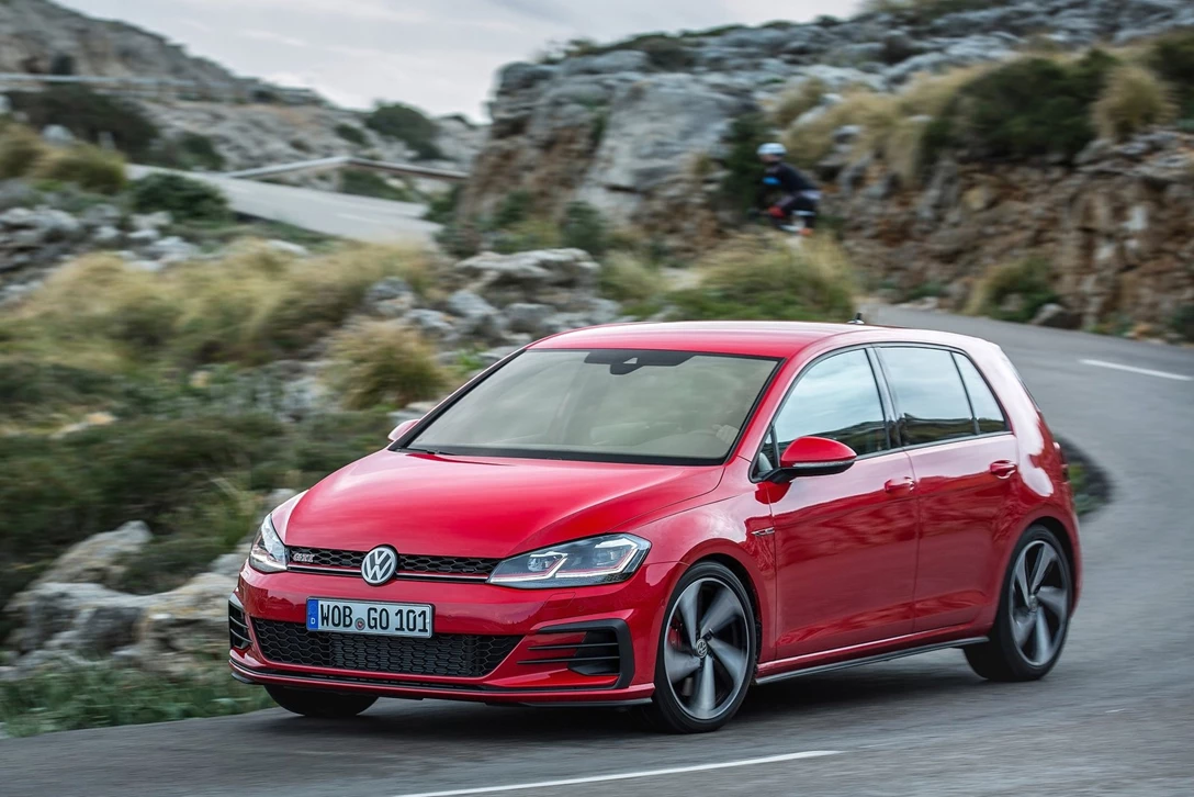 1608225-golf (3).jpg