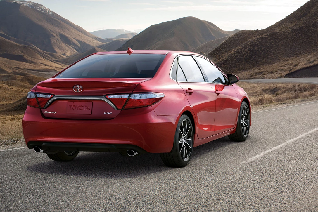 טויוטה קאמרי