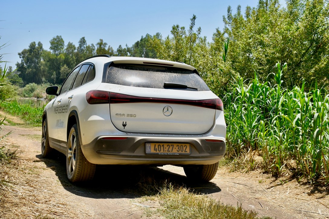 1647084-מרצדס EQA מבחן דרכים - 8.jpeg