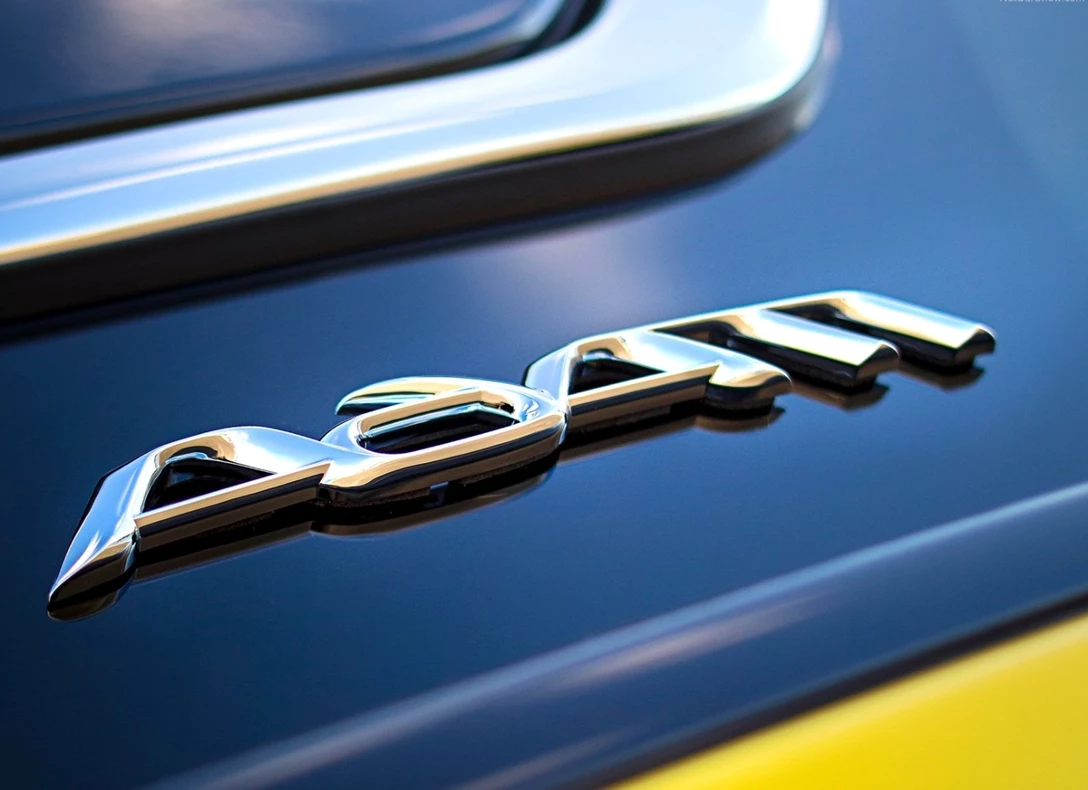 1658877-Opel-Adam-2019-07.jpg