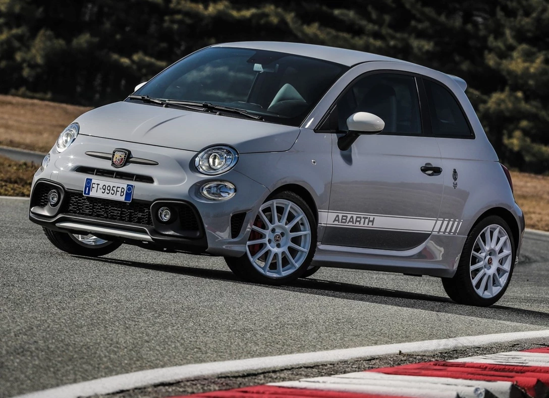 1664083-Fiat-595_Abarth_esseesse-2019-01.jpg