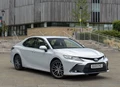 1652659-Toyota-Camry_Hybrid-2022-01.jpg