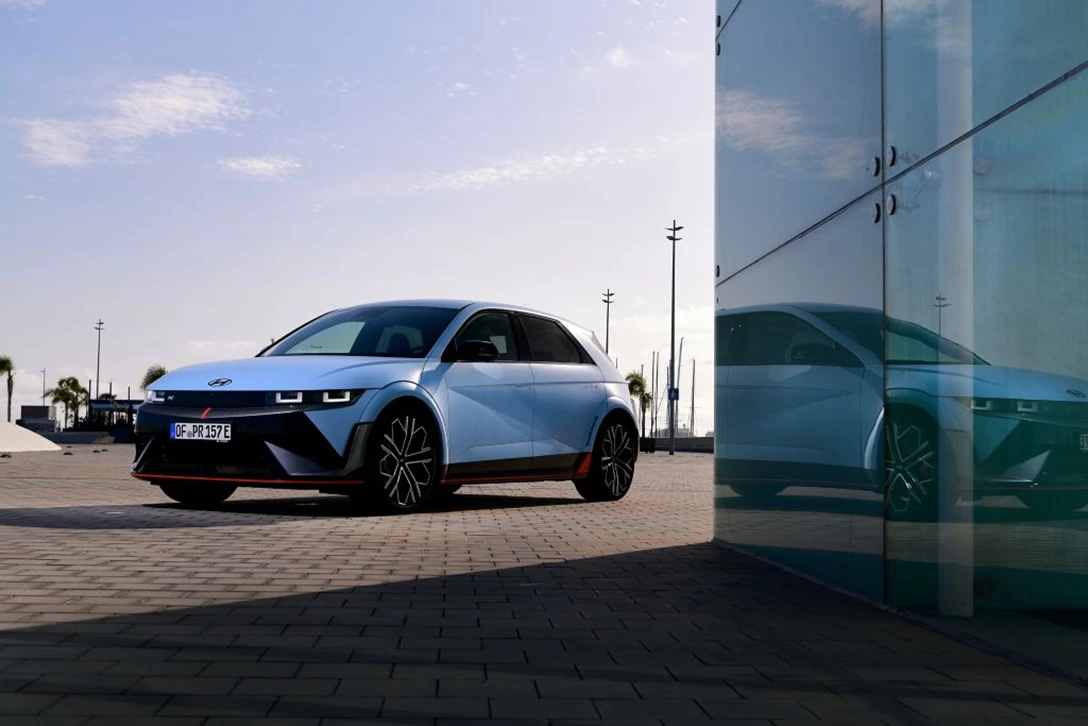 1694819-hyundai-ioniq-5-n-barcelona-0324-59_wid_1024_bfc_off.jpg