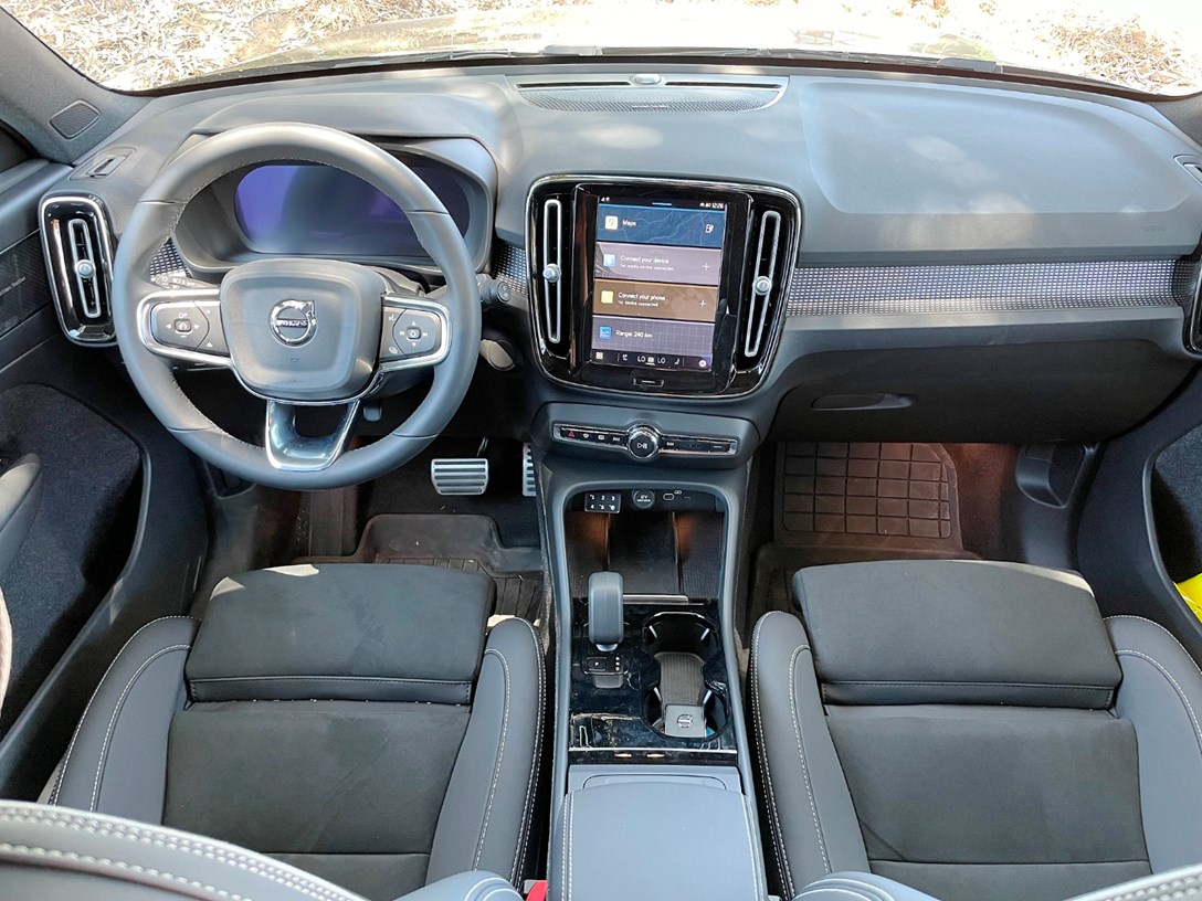 1664336-XC40 P6 - 42.jpeg