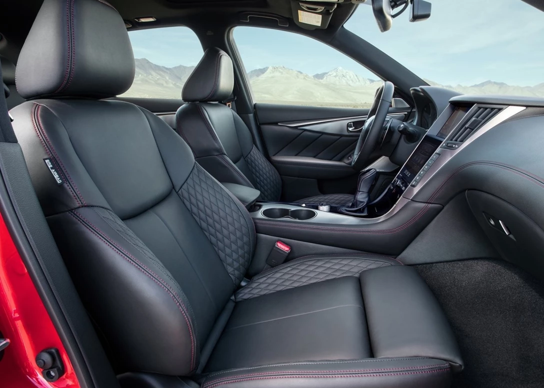 1596099-Infiniti-Q50 7.jpg