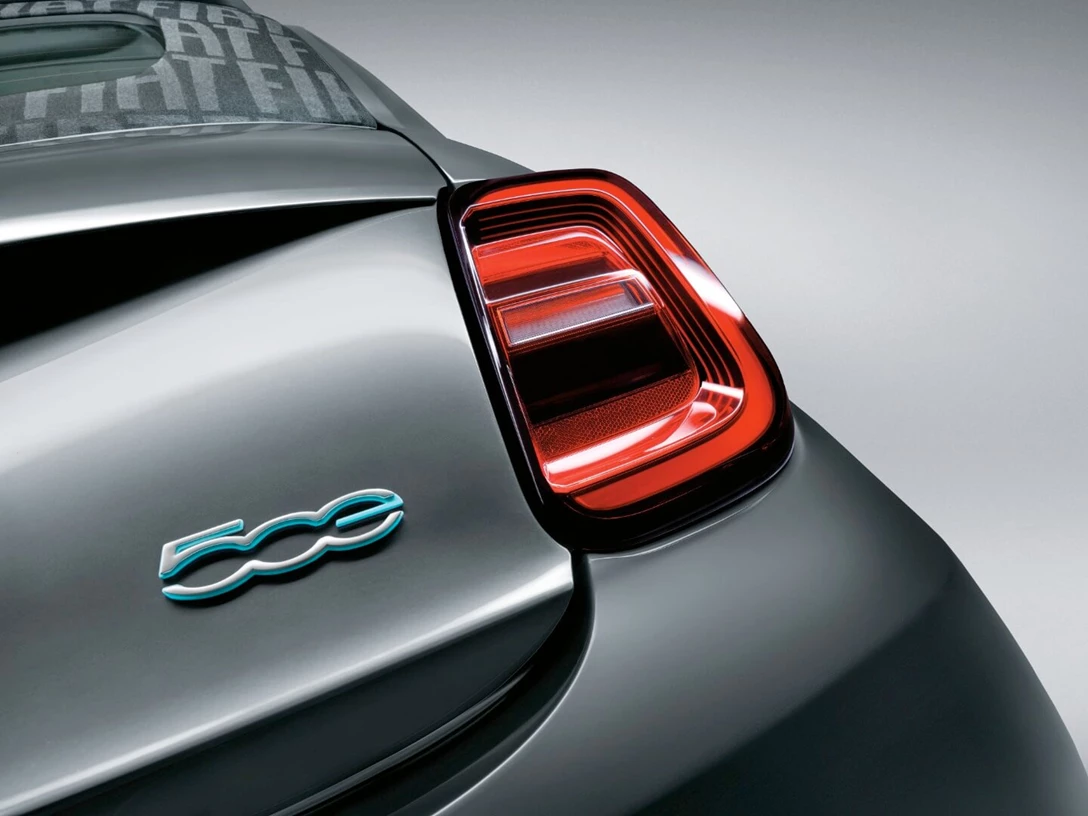 1631462-New 500 (18).jpg