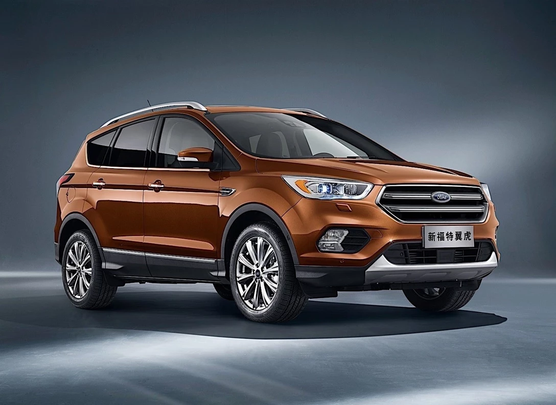 1656984-Ford-Kuga-2021-03.jpg