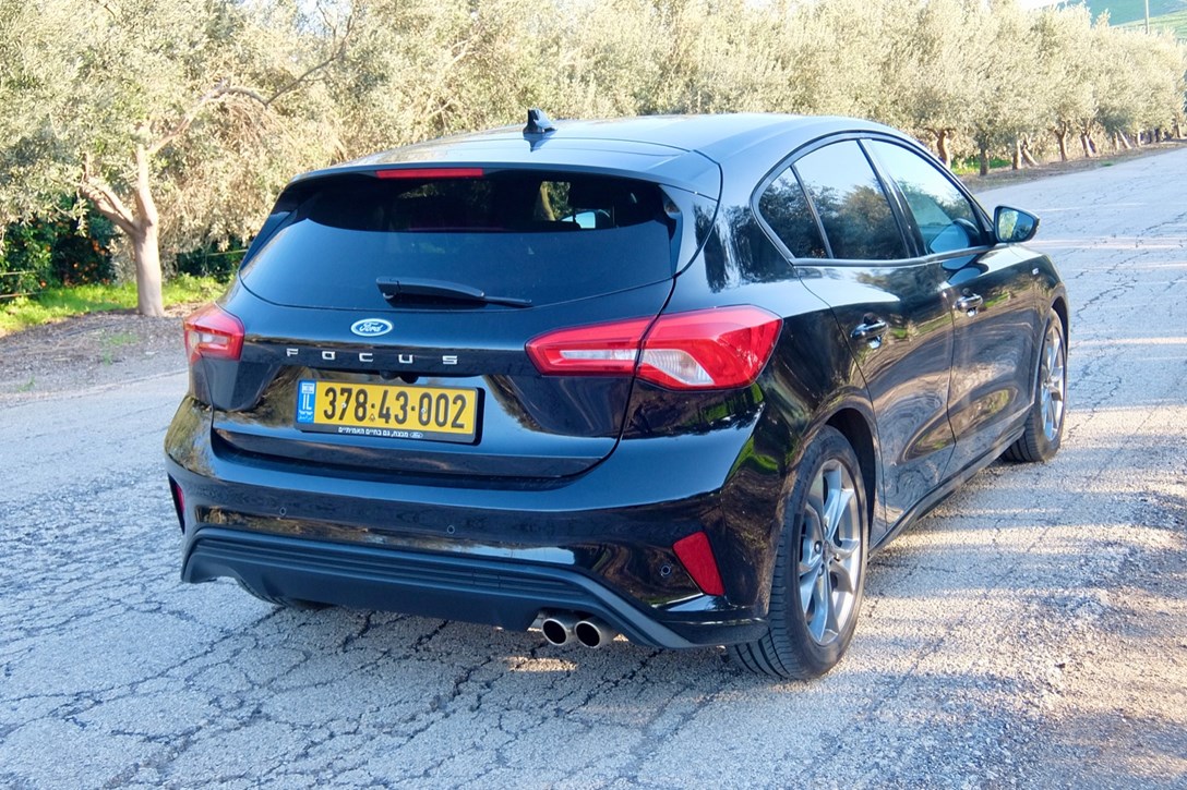 1641996-פורד פוקוס ST ליין מתלה רב חיבורי - 3.jpeg