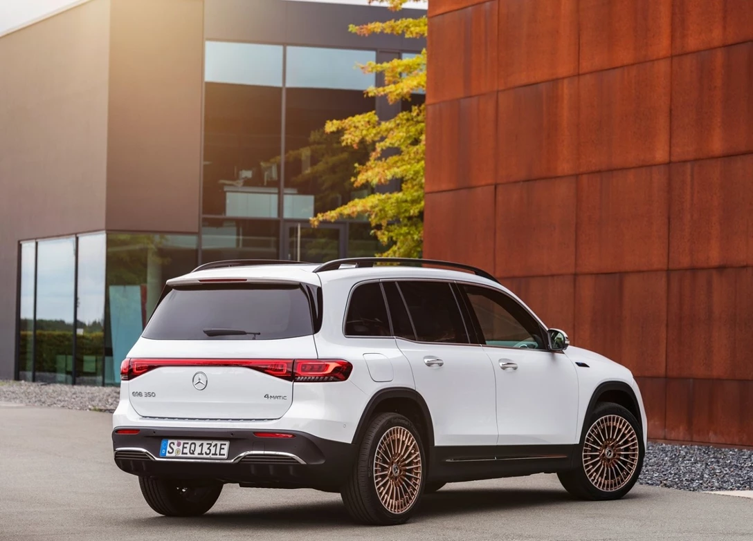 1702476-Mercedes-Benz-EQB-2024 (3).jpg