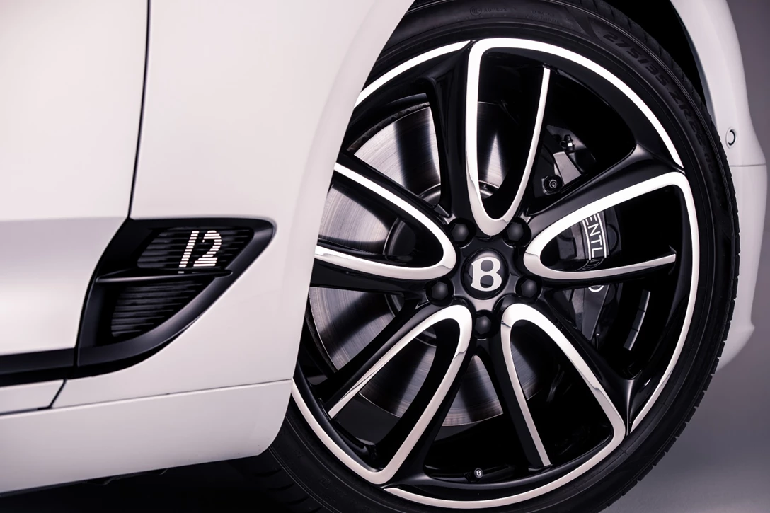 1607469-Bentley Continental GT Convertible 41.jpg