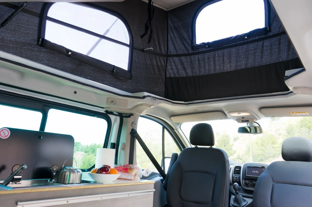 1596864-Nissan Camper Vans in Spain - Photo 08-source.jpg