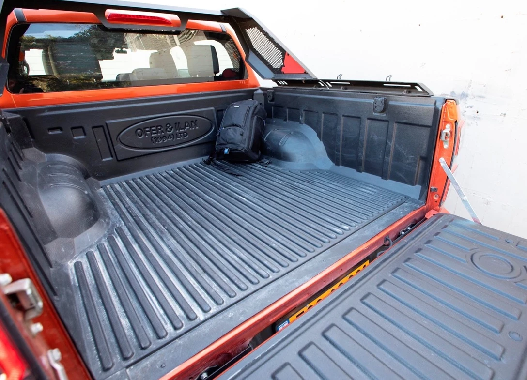 1662914-ISUZU D-MAX_2022-10.jpg