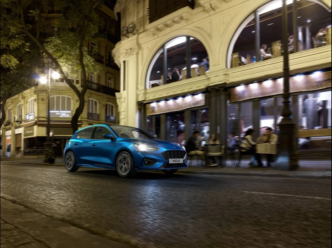 1632616-Ford Focus Hatchback ST (13).jpg