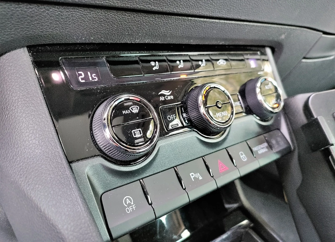 1709065-Skoda-Karoq-2025 (10).jpg