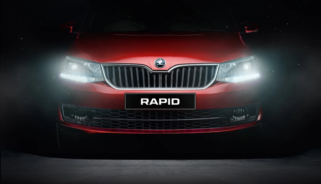 1646416-Skoda Rapid before and after face lift (21).jpg