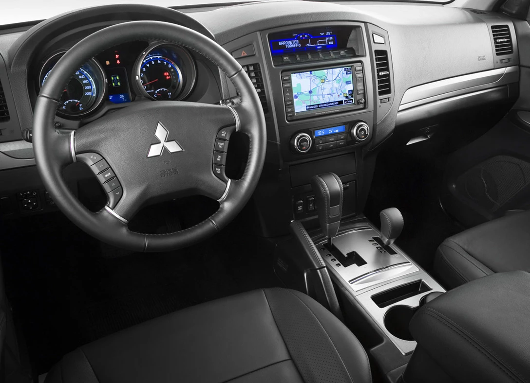 1681855-Mitsubishi-Pajero_European_Specs-2007-1280-0c.jpg