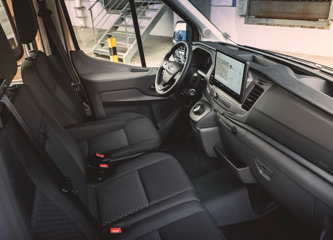 1690756-Ford_Transit_2024-05.jpg