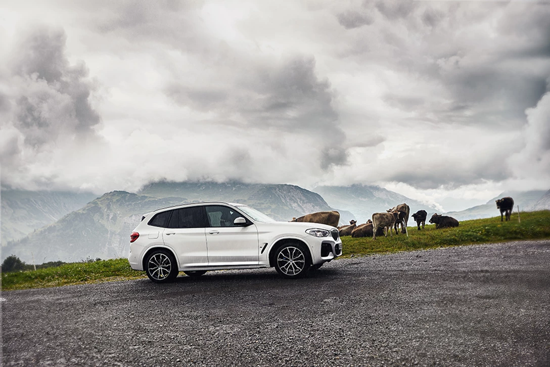 1624578-P90374476_highRes_the-new-bmw-x3-xdriv.jpg