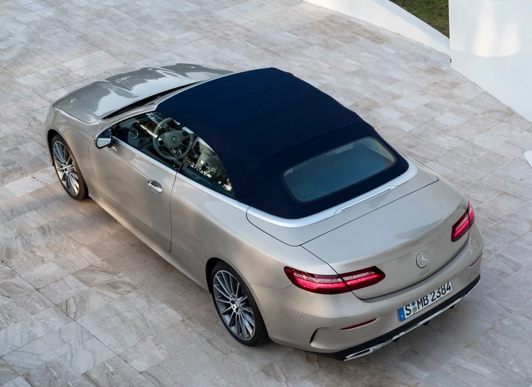 1660666-Mercedes-Benz-E-Class_Cabriolet-2018-03.jpg