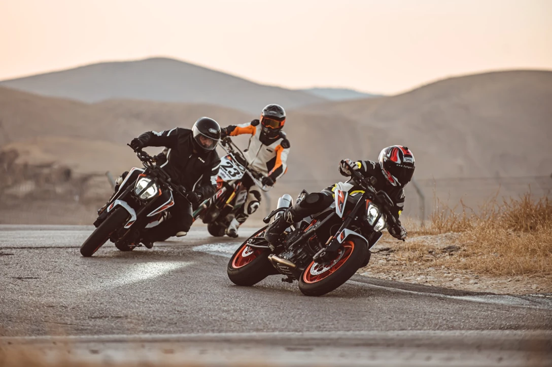 1634697-by benny doutsh (510).jpg