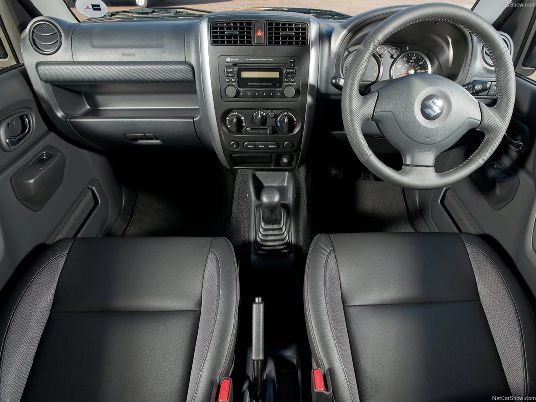 1588119-Suzuki-Jimny 4.jpg