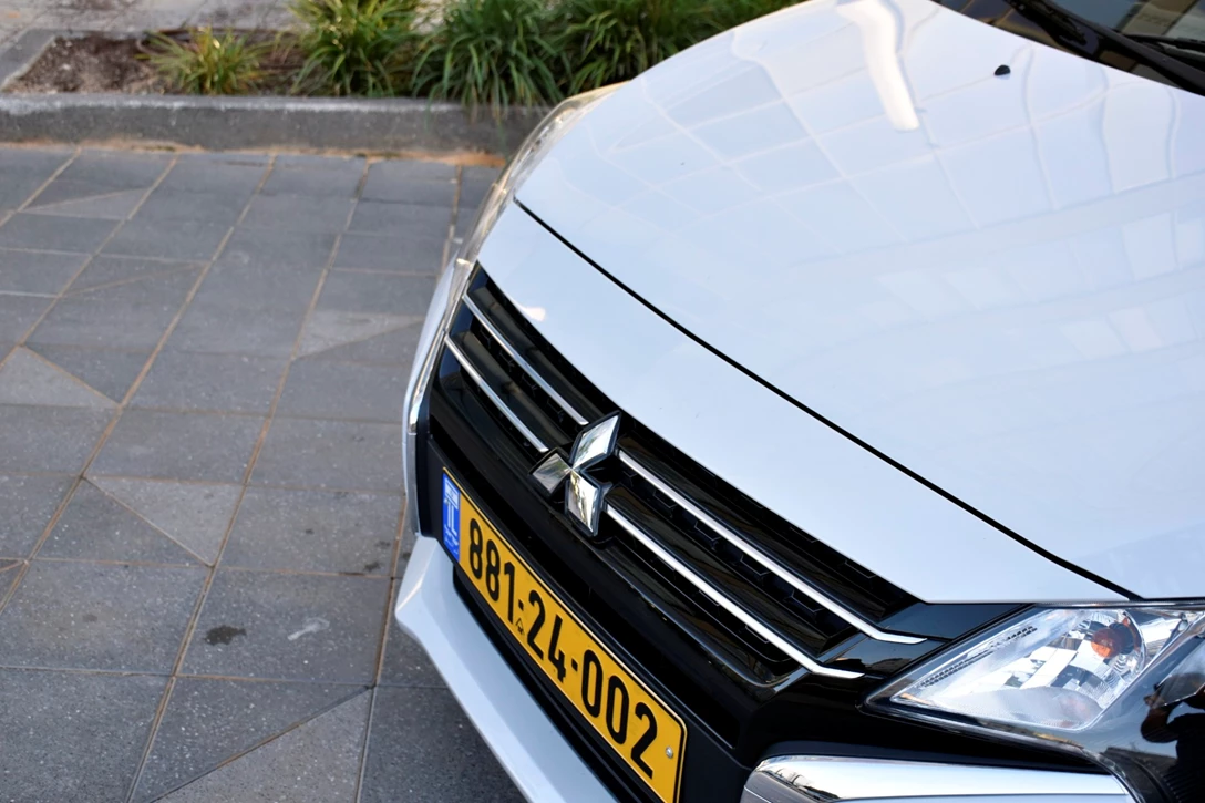 1663181-מיצובישי ספייס סטאר (9).JPG