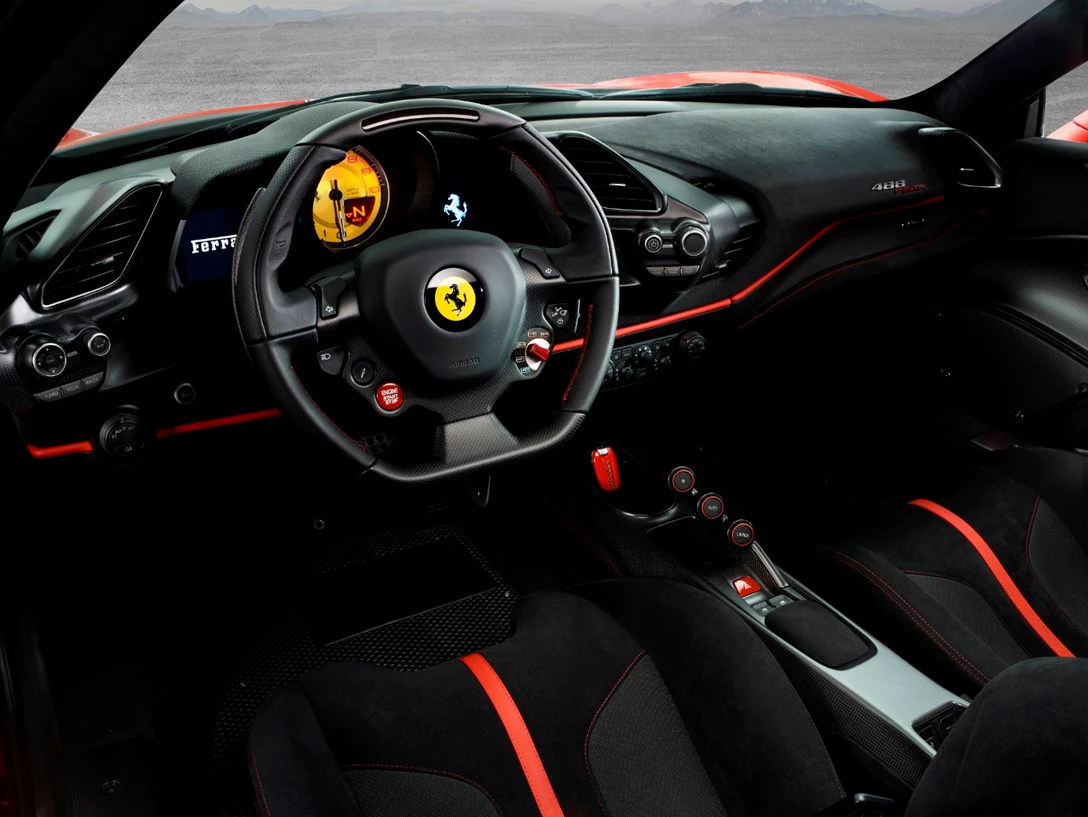 1616475-Ferrari_488_Pista_Int_1.jpg