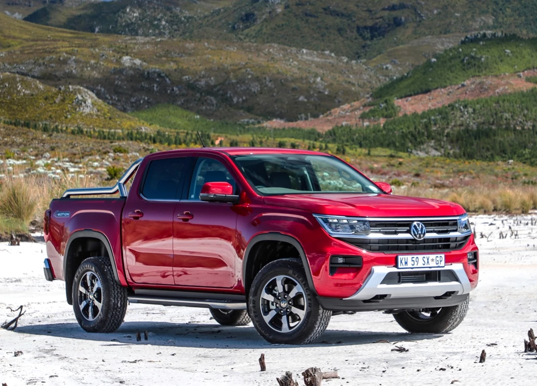1682876-Volkswagen-Amarok-2023-01-new.jpg