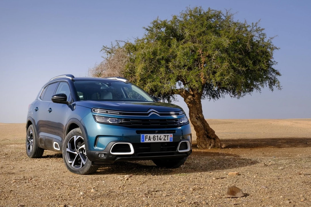 1608926-סיטרואן C5 איירקרוס מבחן דרכים השקה (1).jpg