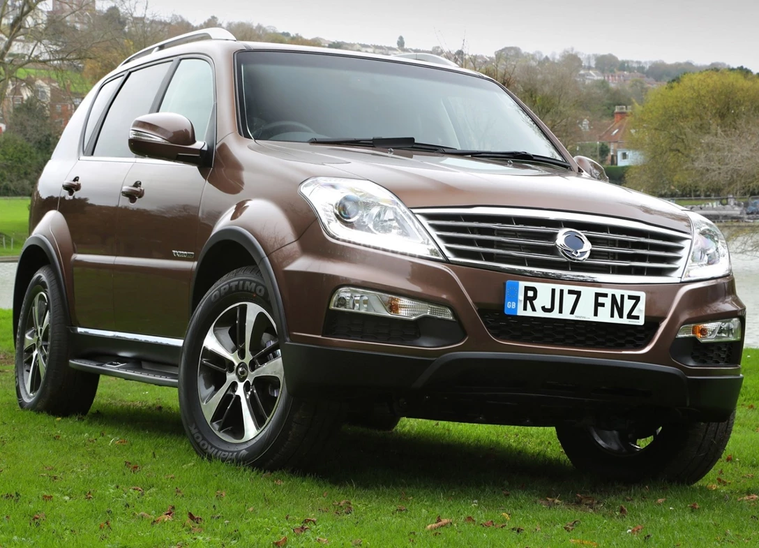 1649186-SsangYong-Rexton-2017-01.jpg