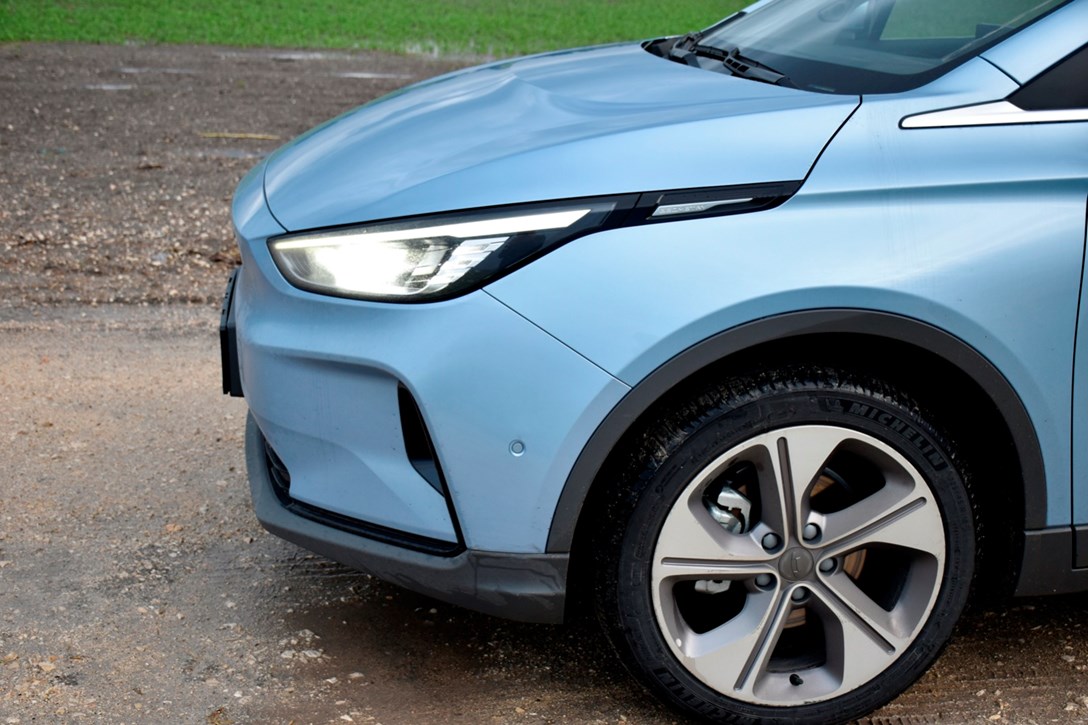 1655371-GEELY C 350 - 6.jpeg