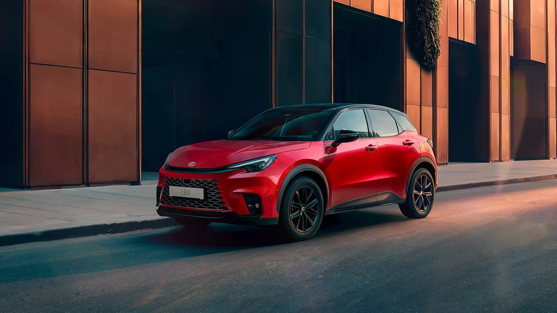 2025-lexus-lbx-vibrant-edition-hero-1920x1080-00_Large-Landscape.webp