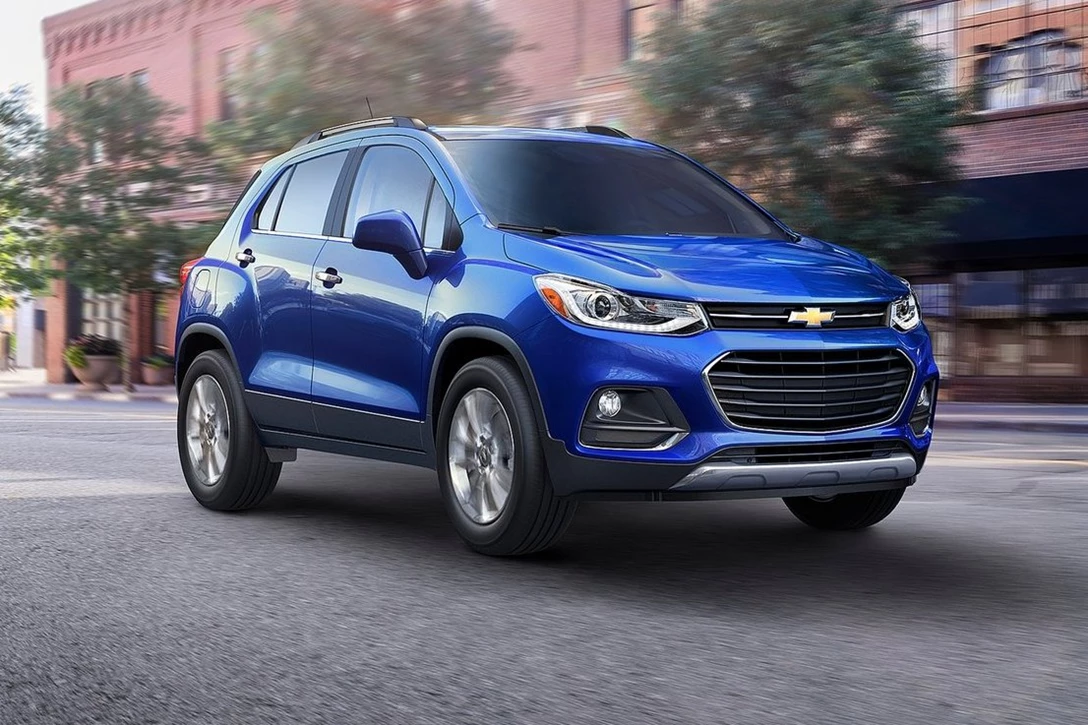 1604511-Chevrolet-Trax-2017-1600-02.jpg