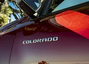 1701649-Chevrolet-Colorado_ZR2-2024-13.jpg