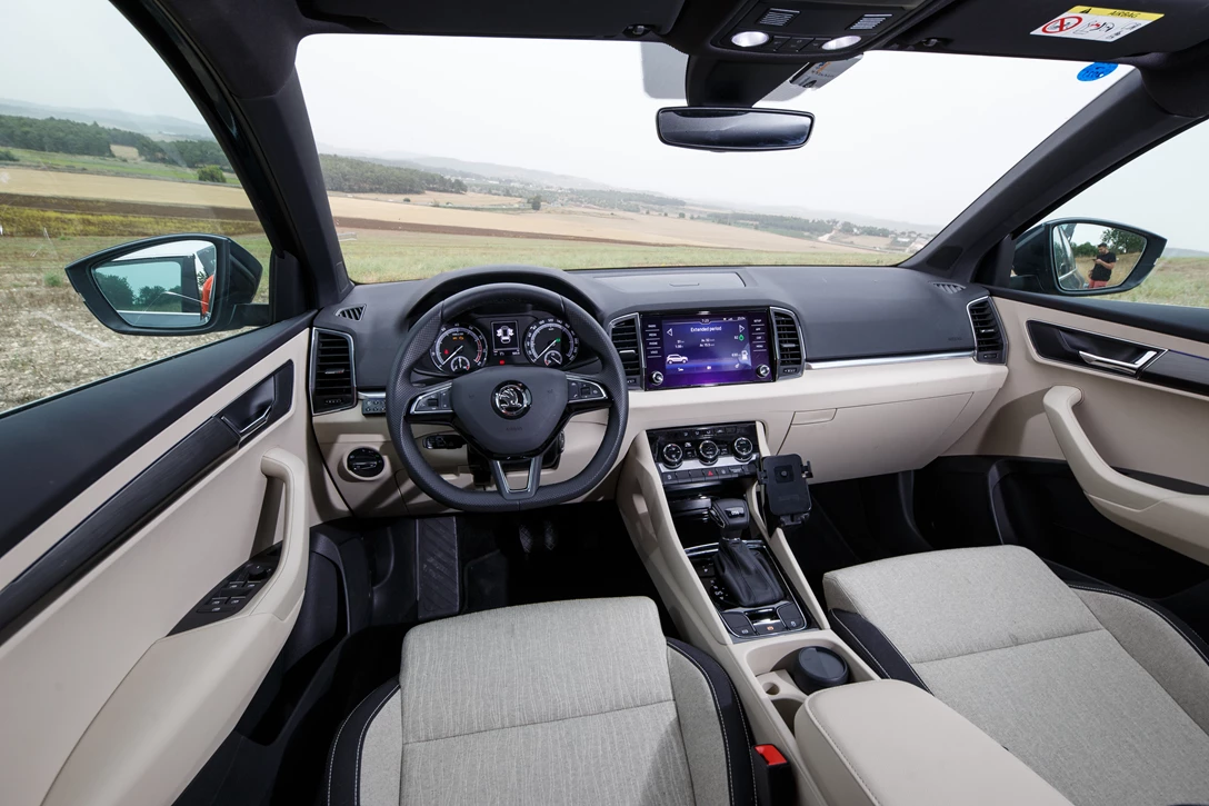 1597377-סקודה קארוק - מבחן דרכים (1.0 ל) (3).jpg