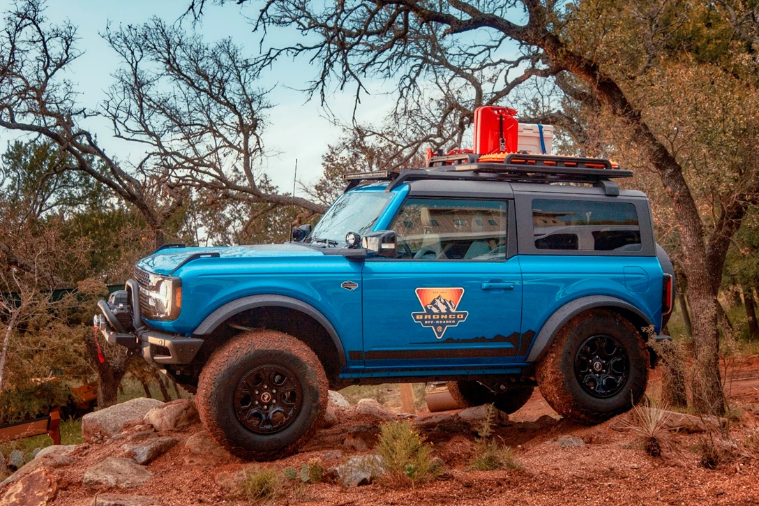 1663485-Bronco Off-Roadeo_12.jpg