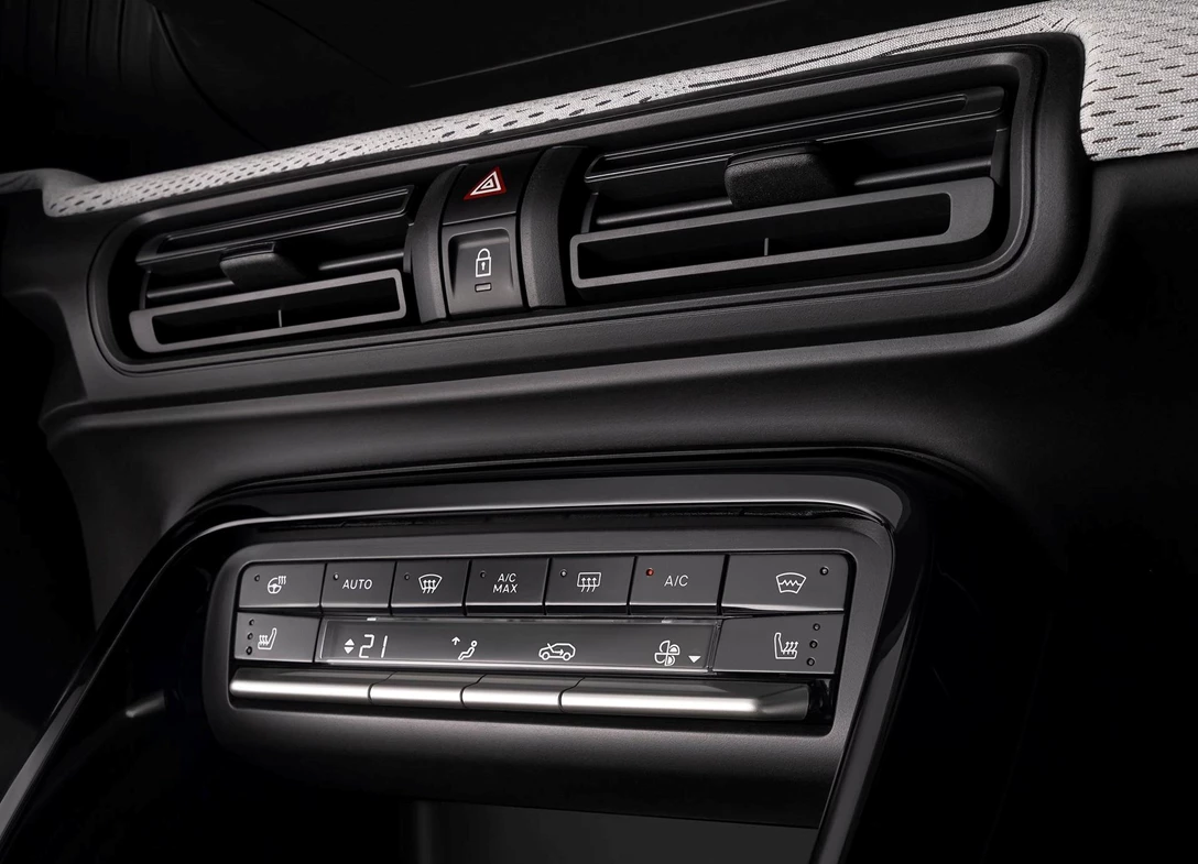 Citroen-e-C3-2026 (9).jpg