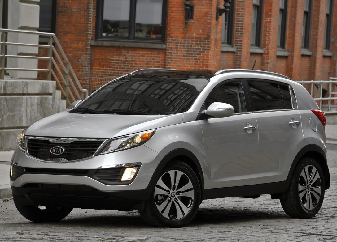 1650996-Kia-Sportage-2013-01.jpg