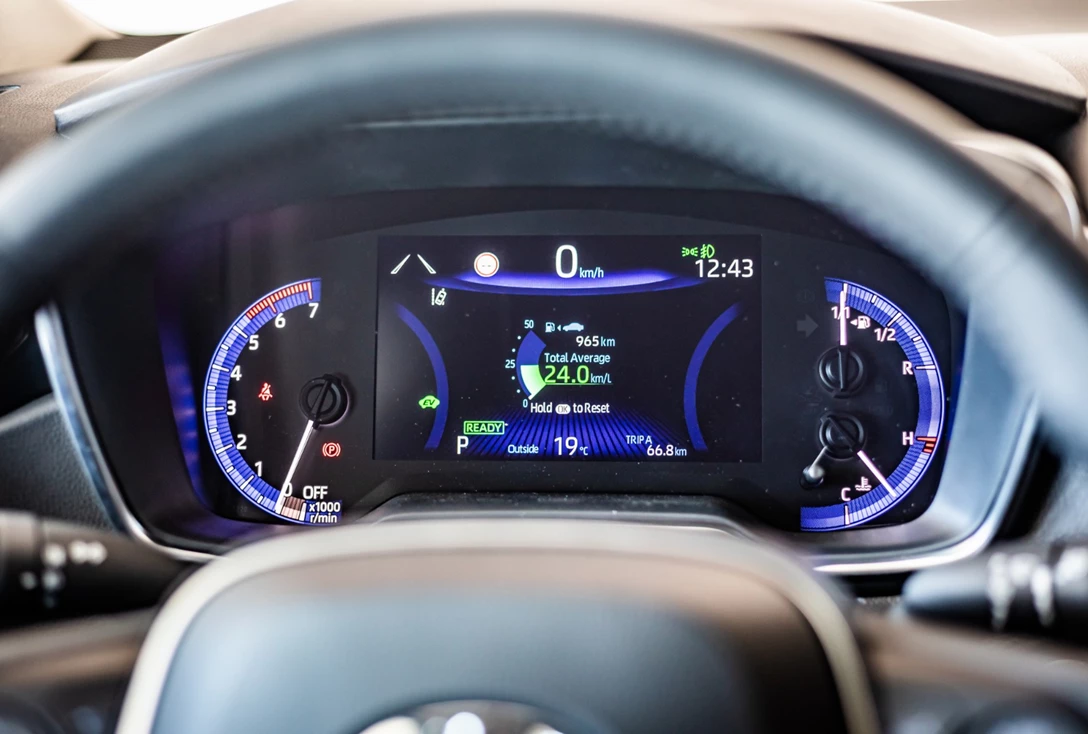 1614010-טויוטה קורולה 1 (16).jpg