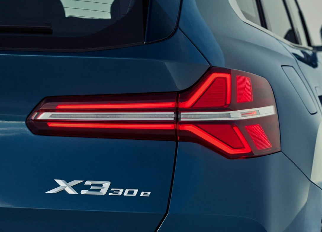 1706102-BMW-X3-2025 (14).jpg