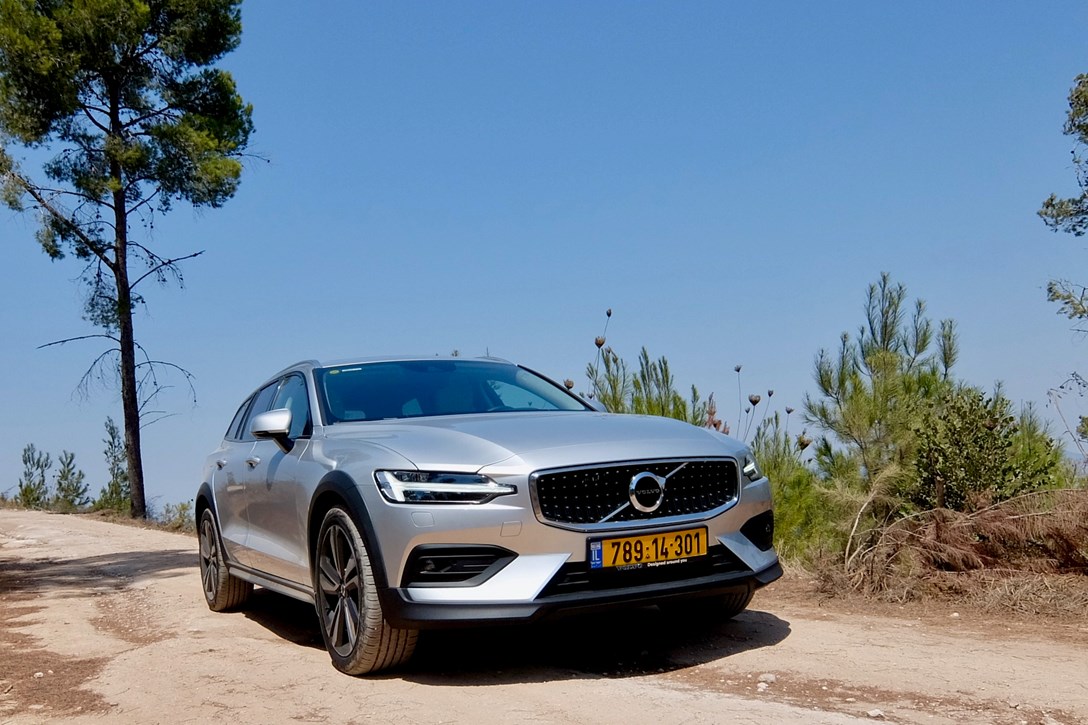 1635121-וולוו V60 קרוס קאנטרי - 6.jpeg