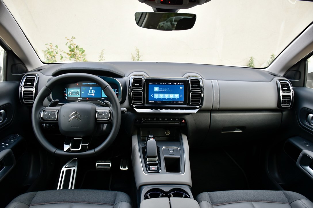 1644314-סיטרואן C5 איירקרוס PHEV - 2.jpeg