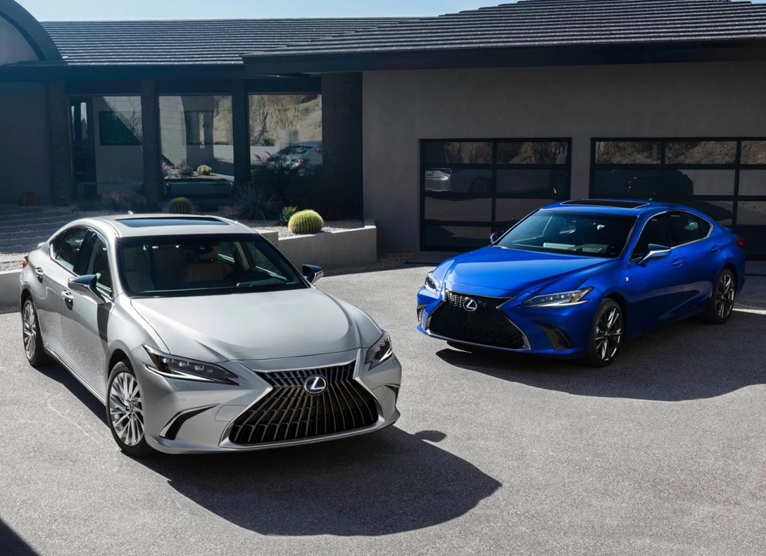 1650806-Lexus-ES-2022-06.jpg