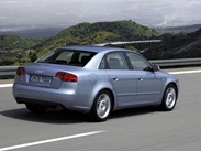 1592165-Audi-A4 4.jpg